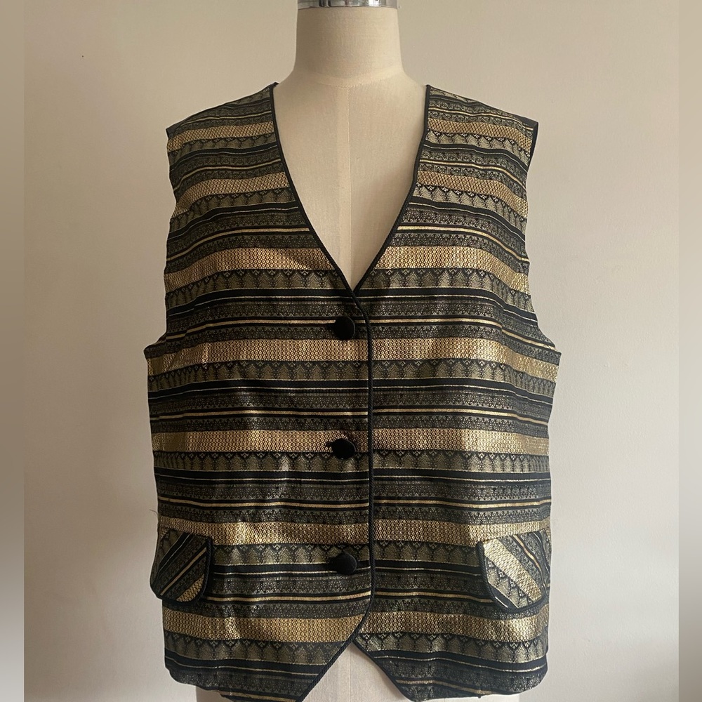 Black and gold vest